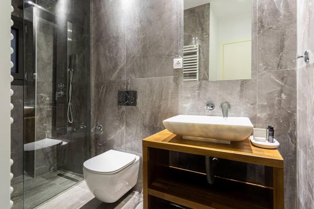 Sublime 1Br Apartment In Koukaki By Upstreet 아테네 외부 사진