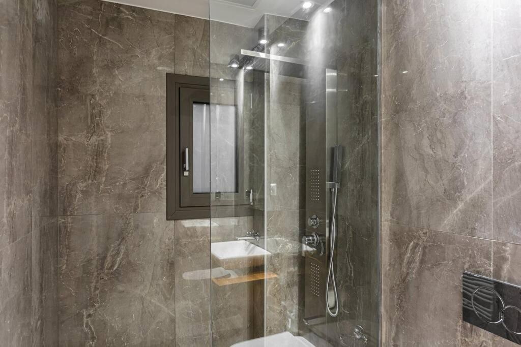 Sublime 1Br Apartment In Koukaki By Upstreet 아테네 외부 사진